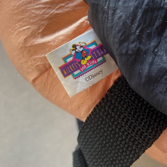 Disney Mickey’s Stuff For Kids Vintage Mickey Mouse Nylon Backpack - Picture 3 of 9